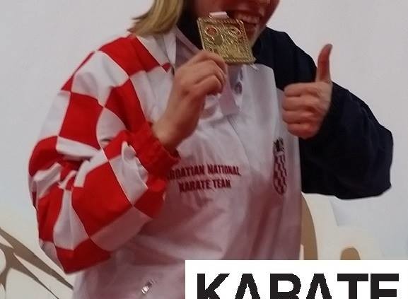 44074961_2210008099321336_6772049203901235200_n