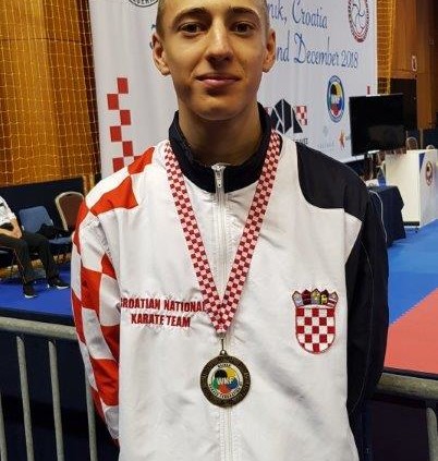 dino šimunec, BALKANSKO